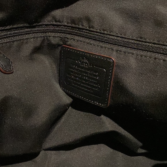 Coach Signature bag(New York) - Picture 5 of 9